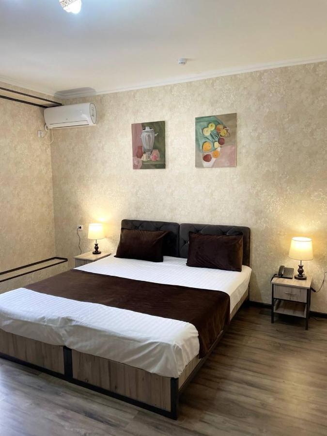 Yantai Hotel Tachkent Extérieur photo