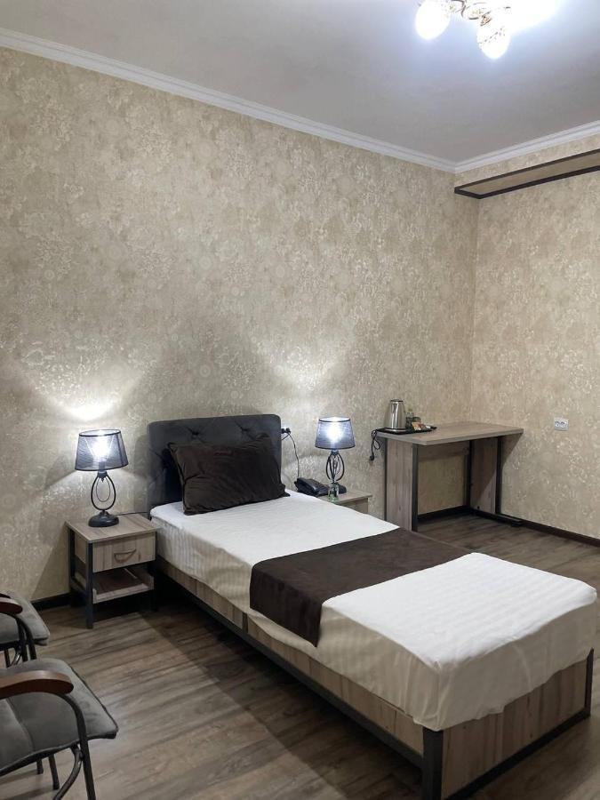 Yantai Hotel Tachkent Extérieur photo