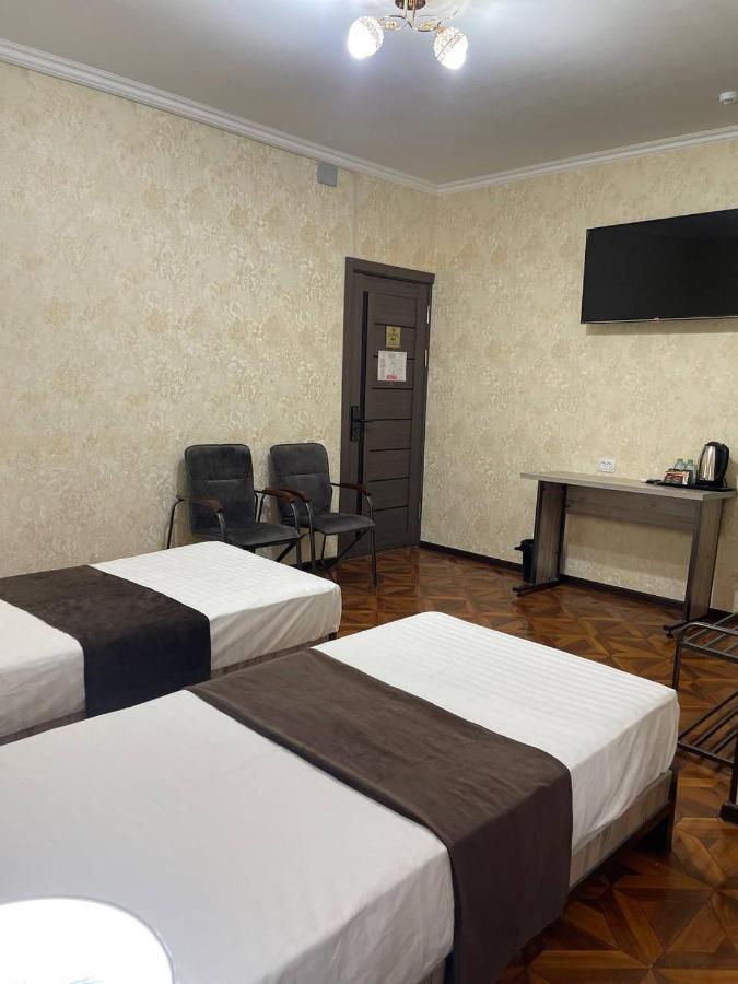 Yantai Hotel Tachkent Extérieur photo
