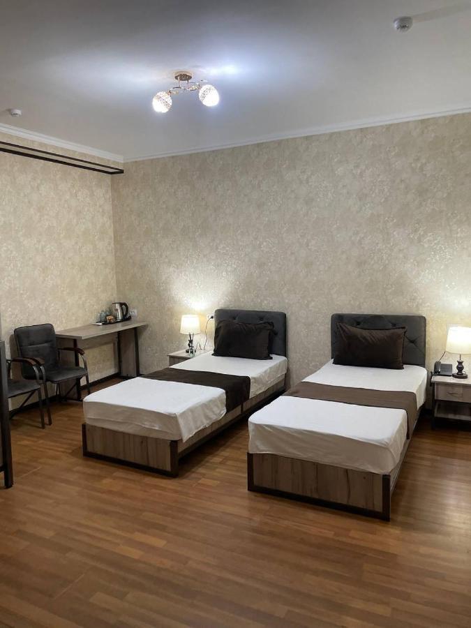 Yantai Hotel Tachkent Extérieur photo